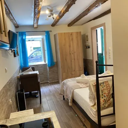 Old Town Studio Apartment Corfu (city)