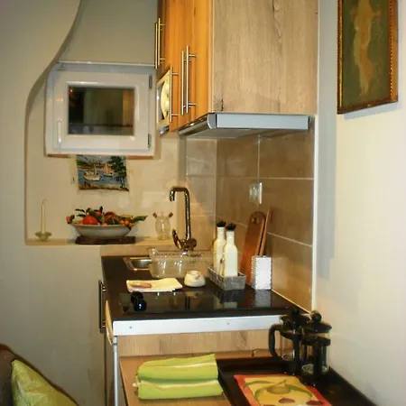 Old Town Studio Apartment